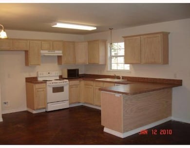 945 N Carnation St, Slidell, LA 70460 - photo 2