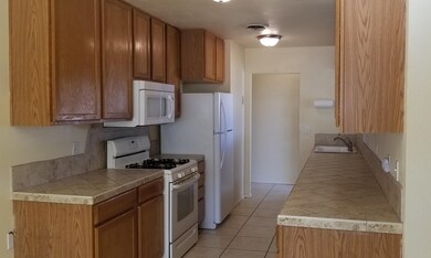 951 N Eucalyptus Ave, Blythe, CA 92225 - photo 4