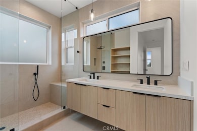 11410 Calvert St, Los Angeles, CA 91606 - photo 4