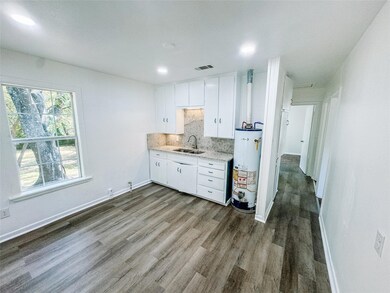 1616 Lyndana Dr, Denison, TX 75021 - photo 6