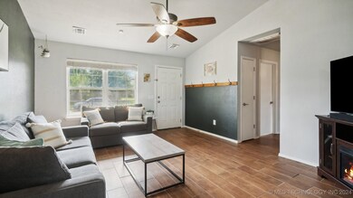 8916 S 260th East Ave, Broken Arrow, OK 74014 - photo 6