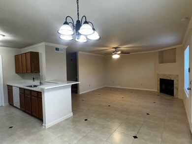 8247 Creekbend Dr unit 8247, Houston, TX 77071 - photo 7