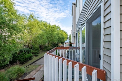 18 Windward Ln unit 17, Bronx, NY 10464 - photo 5