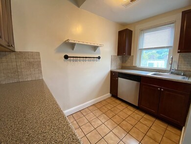 5 Kendall St unit 3, Brookline, MA 02445 - photo 4