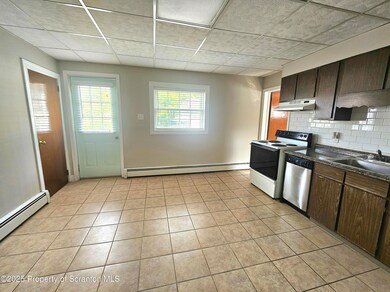 16 Swallow St unit 1, Pittston, PA 18640 - photo 3