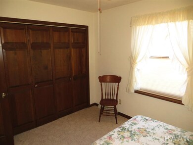 3620 W Saymore Ln, Peoria, IL 61615 - photo 3