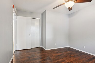 109 Harper Ct, Grand Prairie, TX 75051 - photo 7