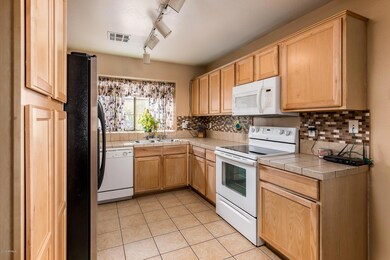 8406 W Hilton, Tolleson, AZ 85353 - photo 4