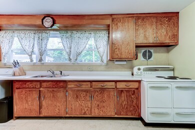 013_Kitchen