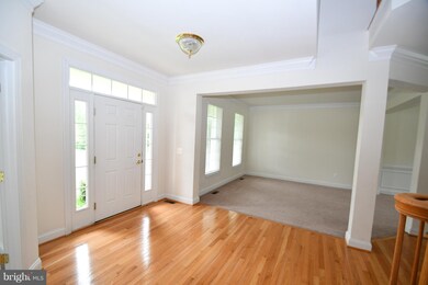 19300 Bothwell Ct, Triangle, VA 22172 - photo 5