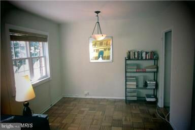 1554 Mount Eagle Place unit 1554, Alexandria, VA 22302 - photo 6