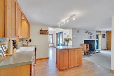 107 Arrowhead Lake Rd, Fairfax, VT 05454 - photo 5