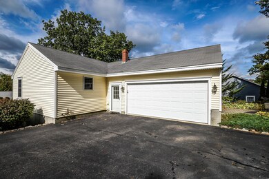 531 Auburn St Portland ME-large-009-008-