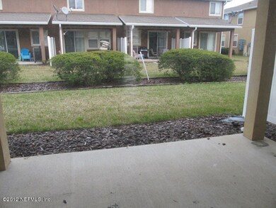 2323 Sunset Bluff Dr, Jacksonville, FL 32216 - photo 3