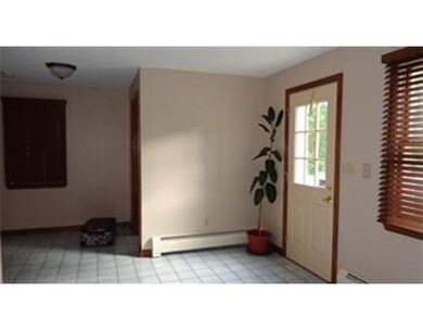 26 Dallas St unit 2, Worcester, MA 01604 - photo 4