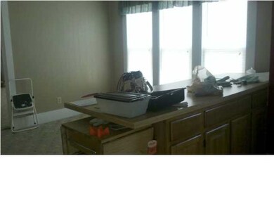 large breakfast bar in the dinning room, attached 