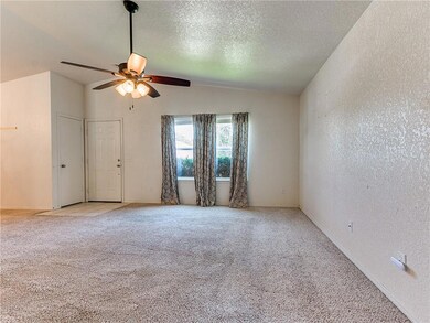 9121 Snowberry Dr, Oklahoma City, OK 73165 - photo 5