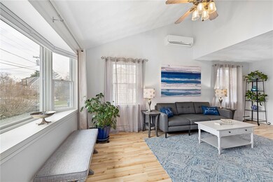 Living Room w/ gas fireplace