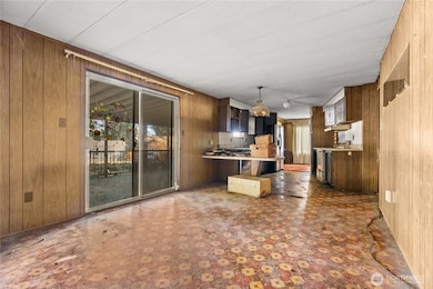 13405 Cedar Ct E, Bonney Lake, WA 98391 - photo 7