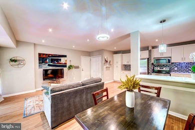 101 Skyhill Rd unit 204, Alexandria, VA 22314 - photo 6