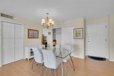 Towne Royale Condominiums unit 409, Sunny Isles Beach, FL 33160 - photo 5