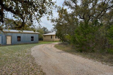 930 County Road 342, Hondo, TX 78861 - photo 3