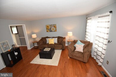 5404 Simpson Cir unit 264, Doylestown, PA 18902 - photo 3