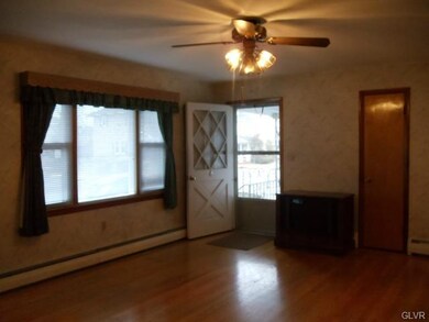 352 E Main St, Bath, PA 18014 - photo 7