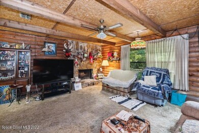 05_7018WindoverWay_3001_FamilyRoom_FlexM