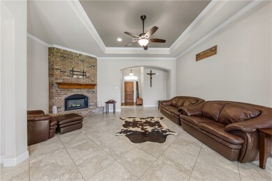 8305 Raintree Dr, College Station, TX 77845 - photo 5