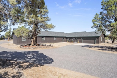 25480 Bachelor Ln, Bend, OR 97701 - photo 5