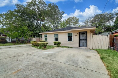 8429 Spaulding St, Houston, TX 77016 - photo 2