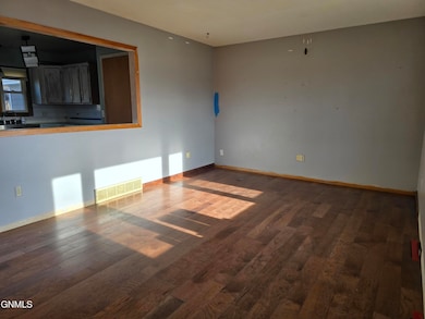 239 Carlson St, Dickinson, ND 58601 - photo 2