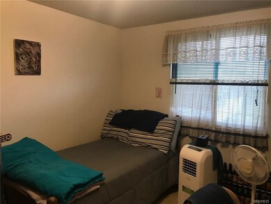 95 Community Dr, North Tonawanda, NY 14120 - photo 6