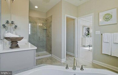 6989 Farragut Dr, Bryans Road, MD 20616 - photo 7