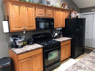 100 New Heritage Trail, Columbus Junction, IA 52738 - photo 4