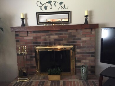 Fireplace With Mantle