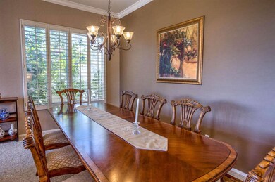 Formal Dining