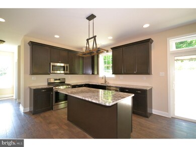 230 Twin Oaks Dr, Perkasie, PA 18944 - photo 4