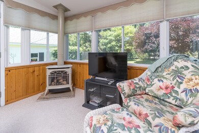 2055 Nott St, Schenectady, NY 12309 - photo 7