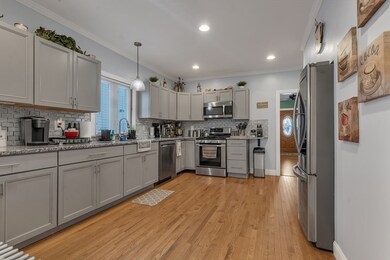 70 W Park Place, Woonsocket, RI 02895 - photo 2
