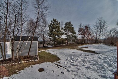 17 Olendike St, Throop, PA 18512 - photo 7