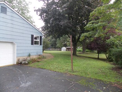 11 Sugar Maple Dr, Red Bank, NJ 07701 - photo 7