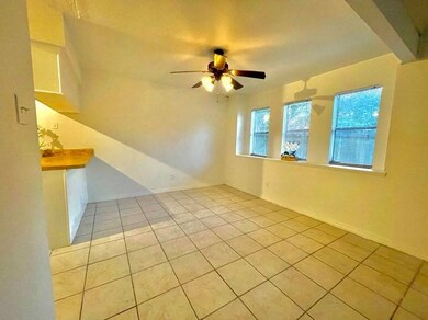 10727 Heather Hill Dr, Houston, TX 77086 - photo 5