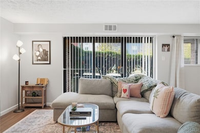 1204 Dutilh Rd unit 1, Cranberry Township, PA 16066 - photo 7