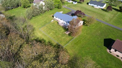 56 Spruce St unit 56, Canvas, WV 26662 - photo 7