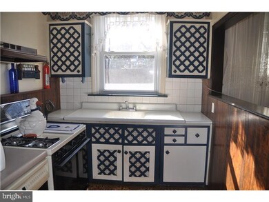 604 Briarcliff Rd, Upper Darby, PA 19082 - photo 7