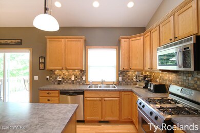 2481 Leffingwell Ave NE, Grand Rapids, MI 49525 - photo 6