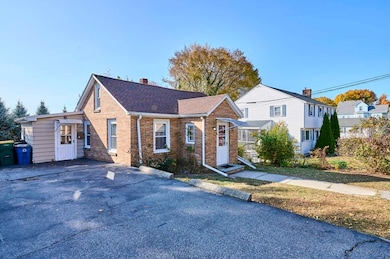 95 Garfield Ave, Woburn, MA 01801 - photo 2