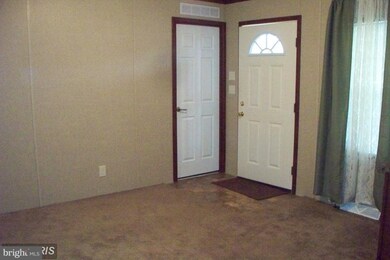 413 Trenum Dr, Keyser, WV 26726 - photo 5